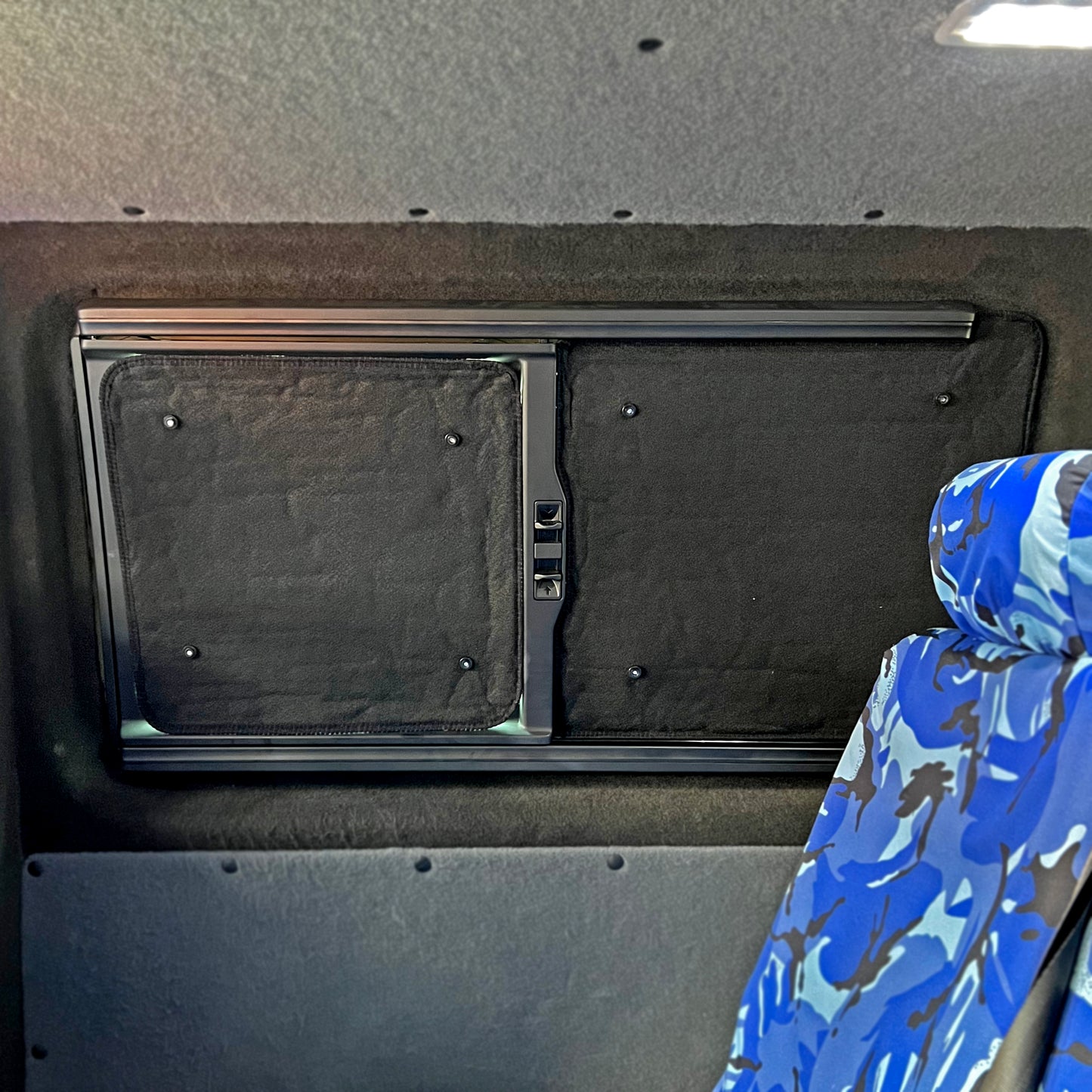 VW T6.1 - Thermal Blind 2p Side Window SET