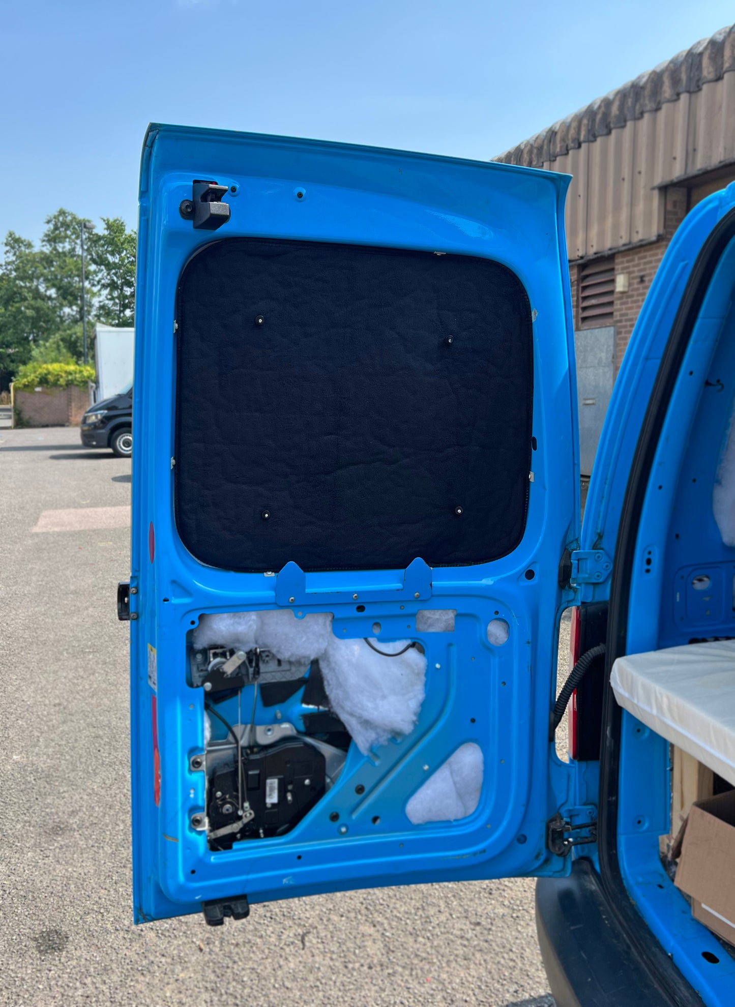 VW Caddy - Thermal Screens