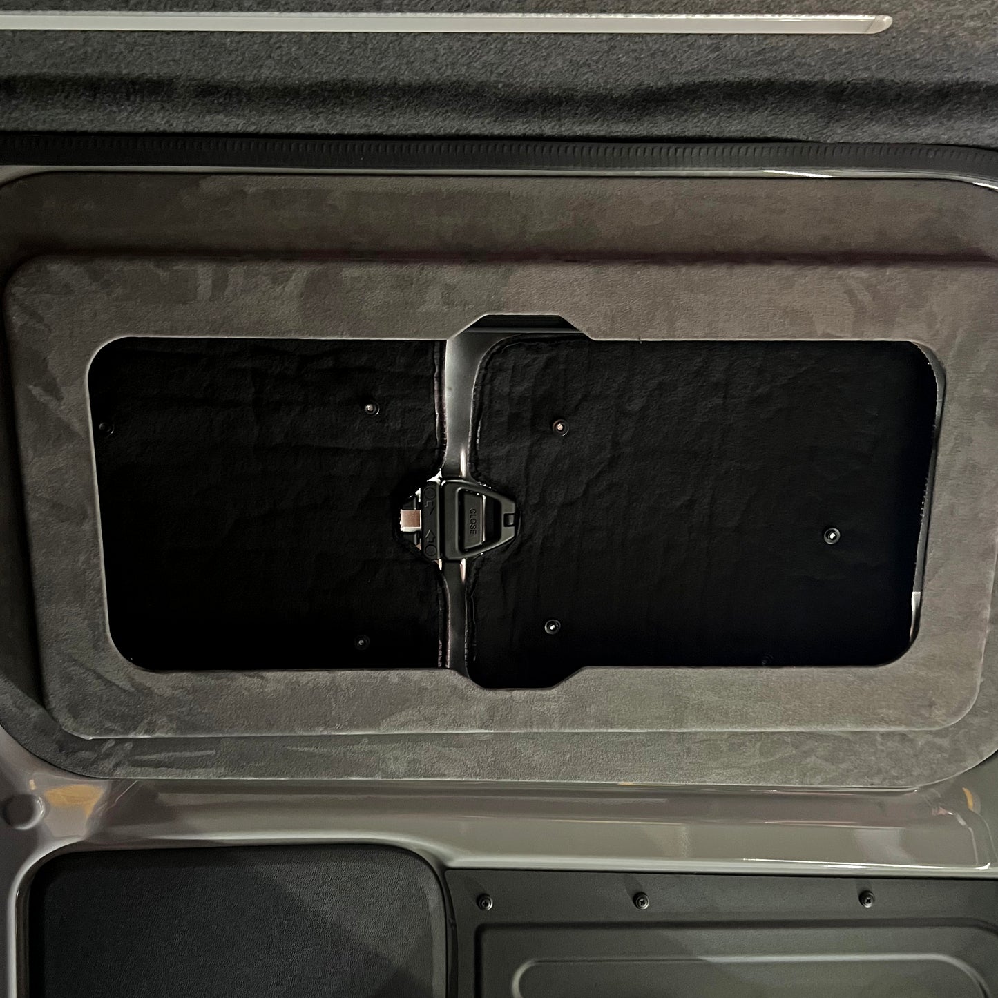 Ford Transit Custom 2 - STEALTH Thermal Screens
