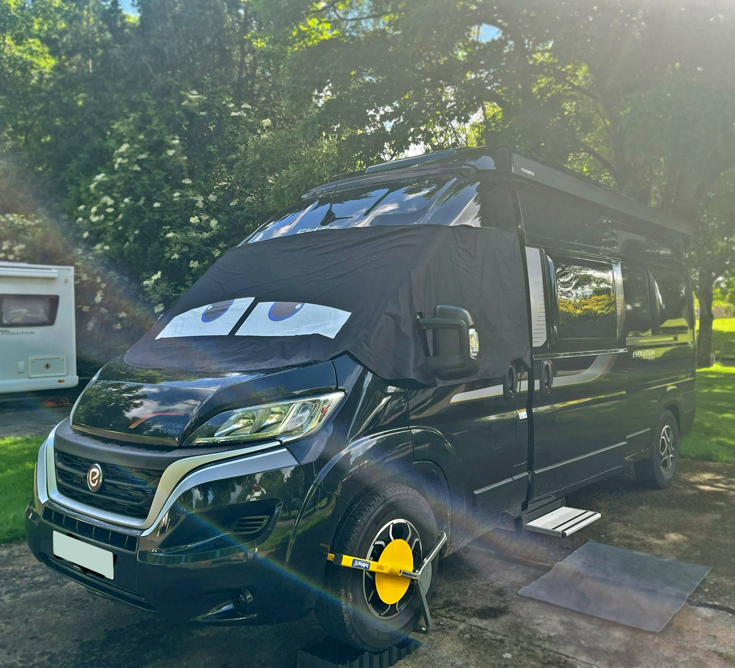 Ducato, Boxer, Relay Motorhome Screen Wrap - James Eyes