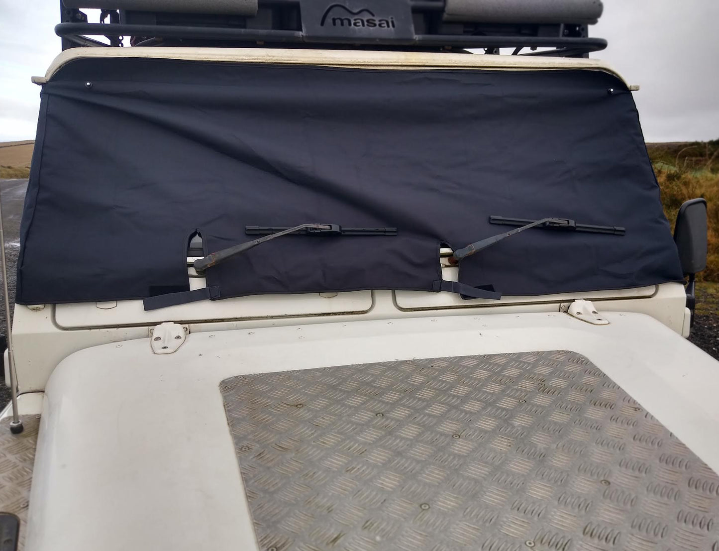 Land Rover Defender - Screen Cover