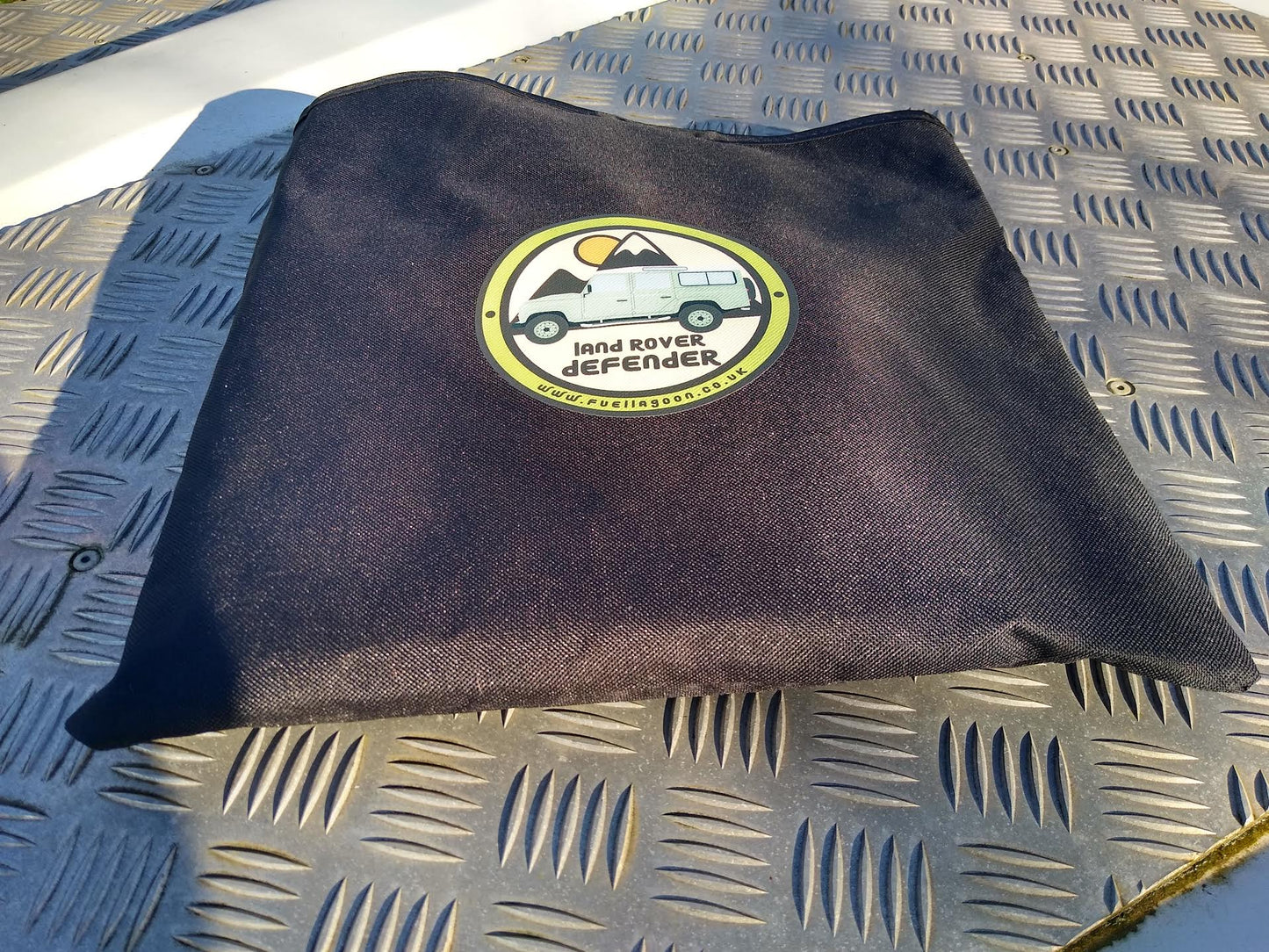 Land Rover Defender - Screen Cover