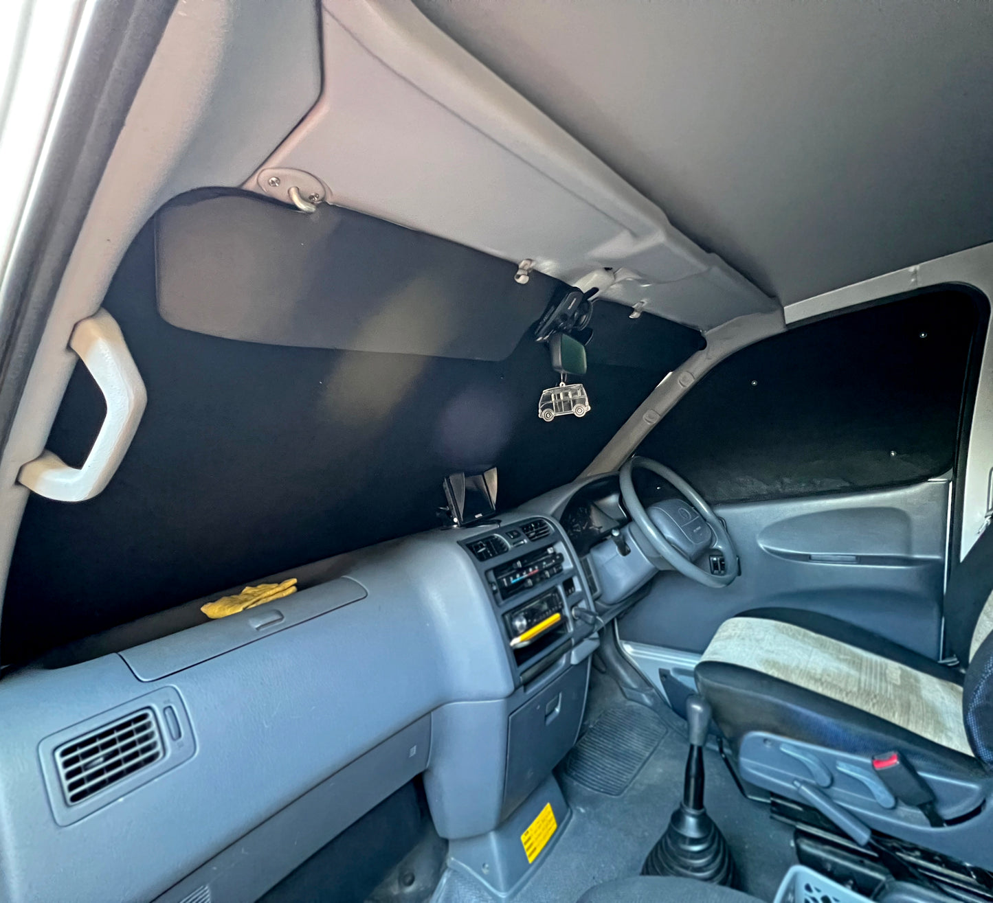 Toyota HiAce / Granvia - Thermal Screens