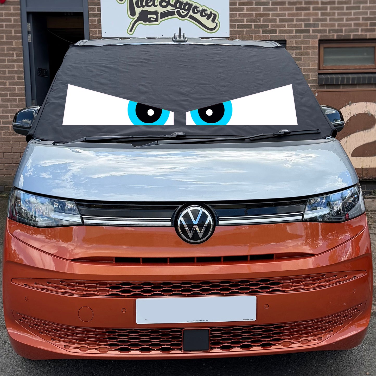 VW Multivan Screen Cover Eyes - Arthur