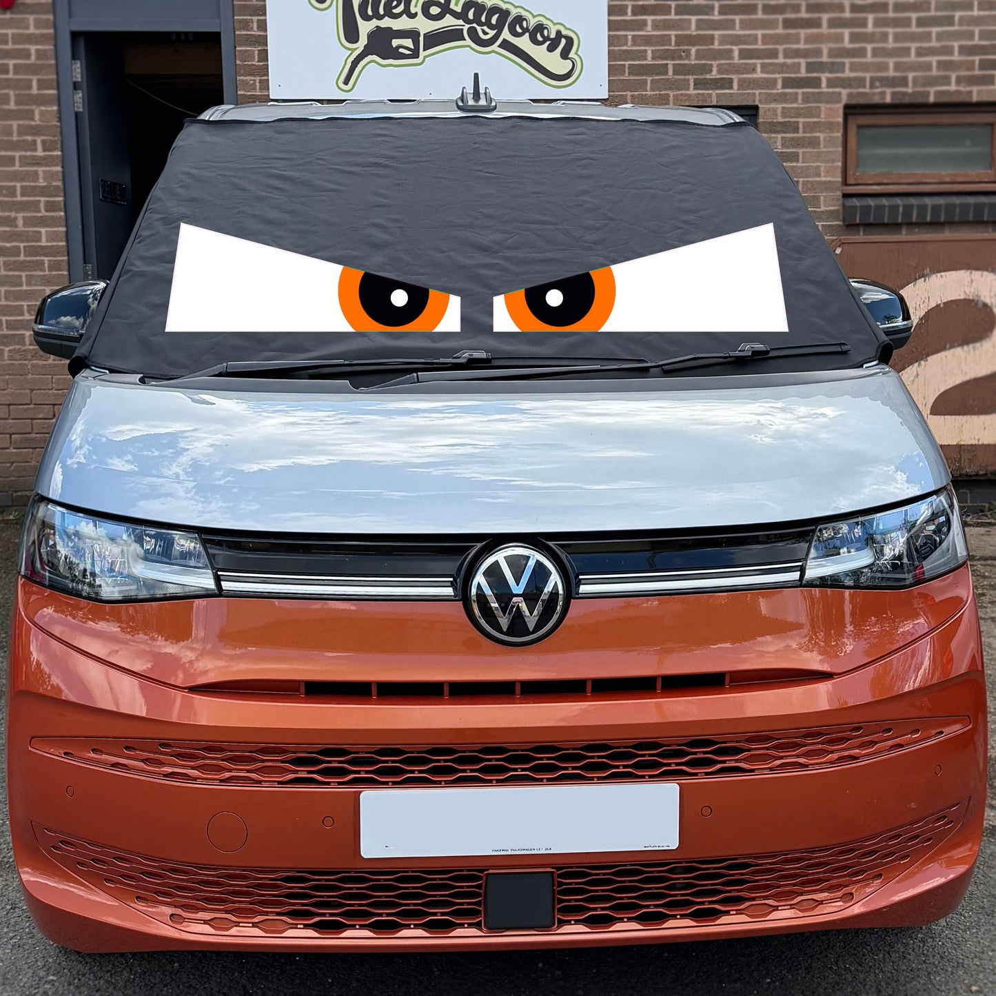 VW Multivan Screen Cover Eyes - Arthur