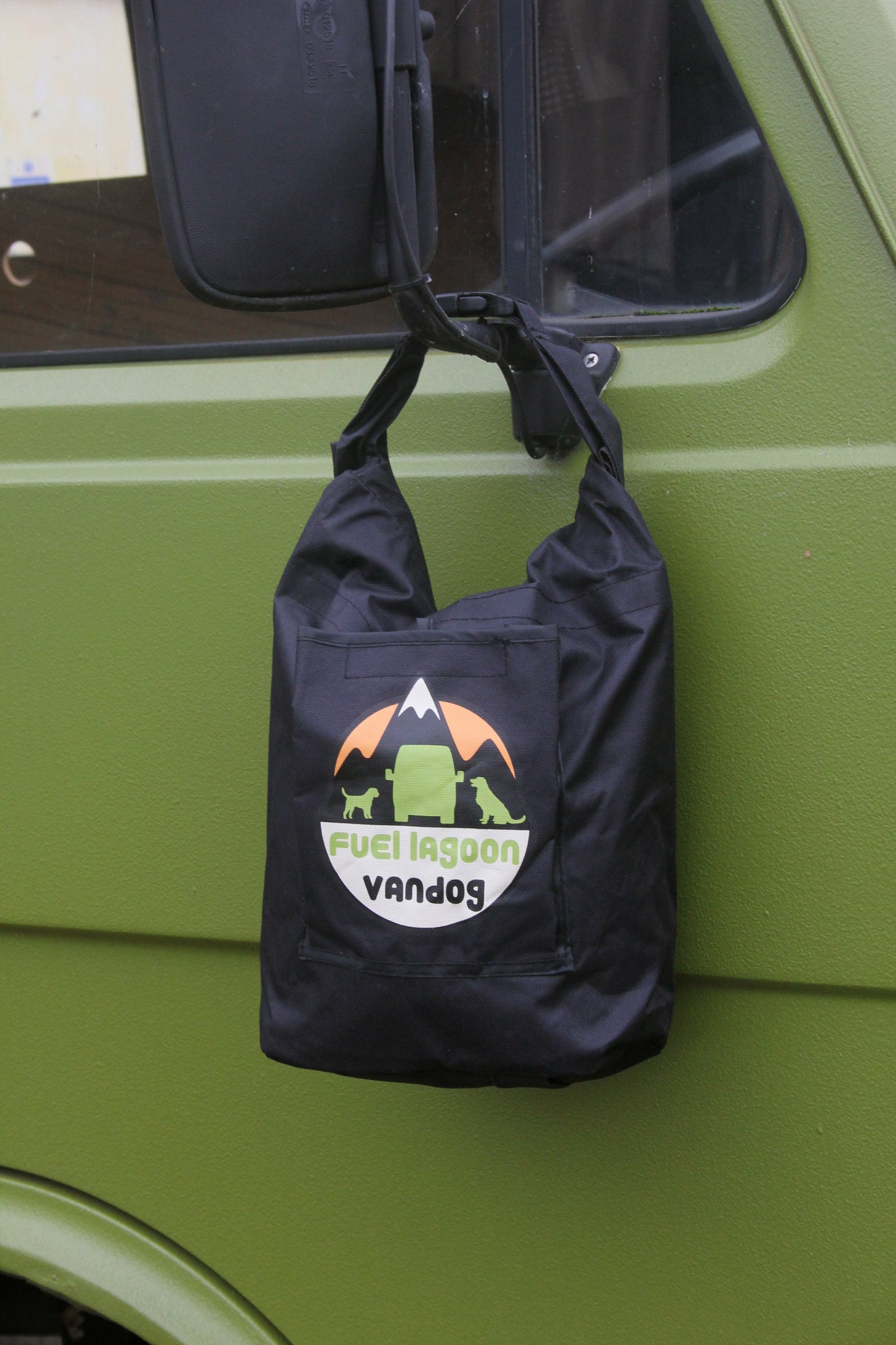 Van Dog Bag