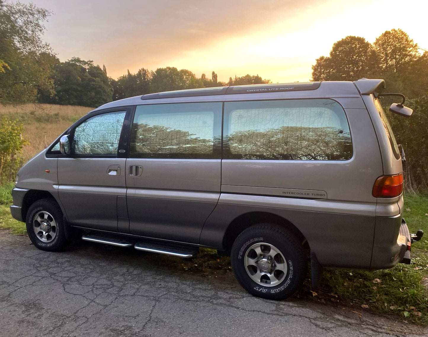 Mitsubishi Delica L400 - Thermal Blinds