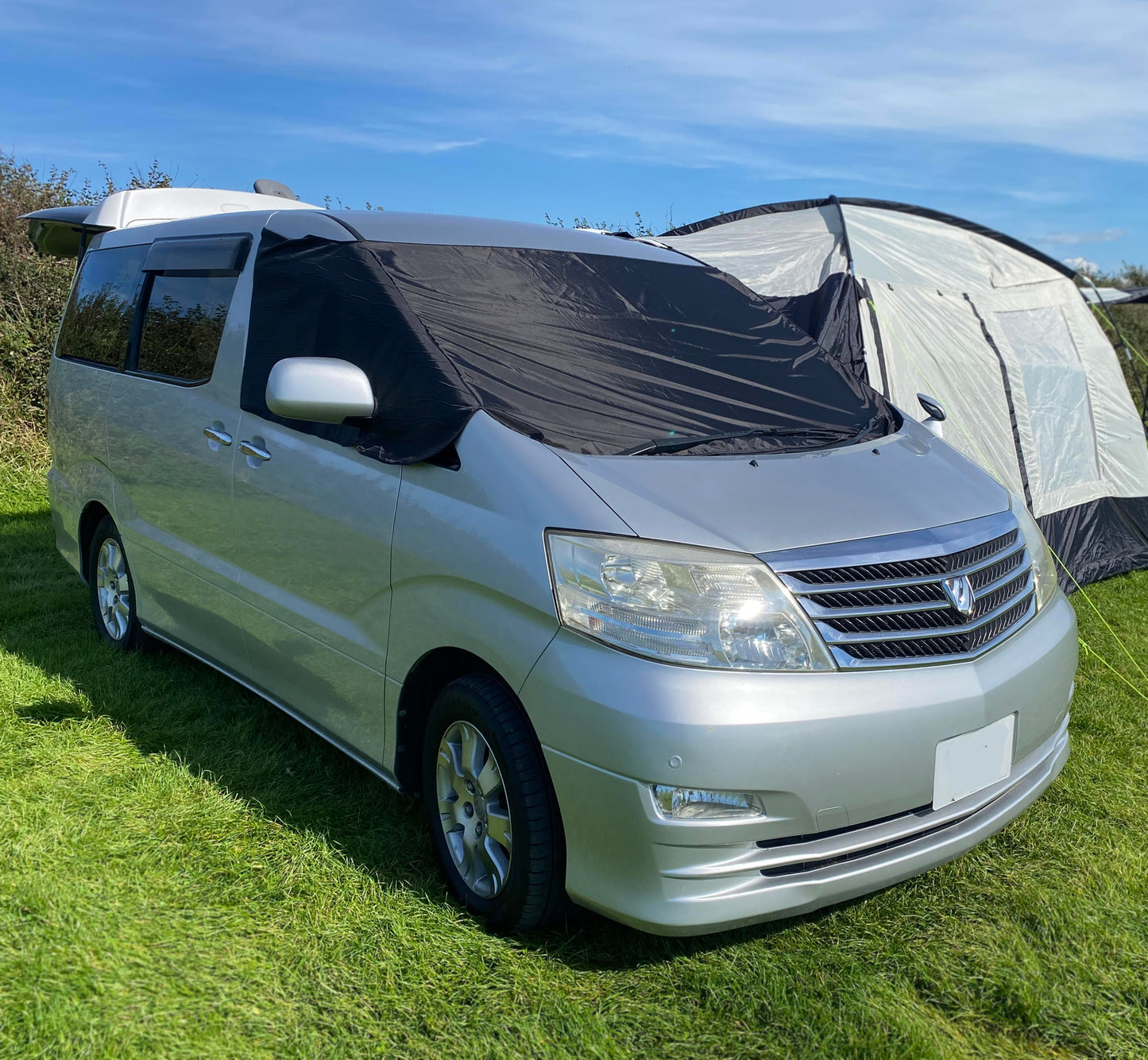 Toyota Alphard Screen Cover 2002–2008 - Plain