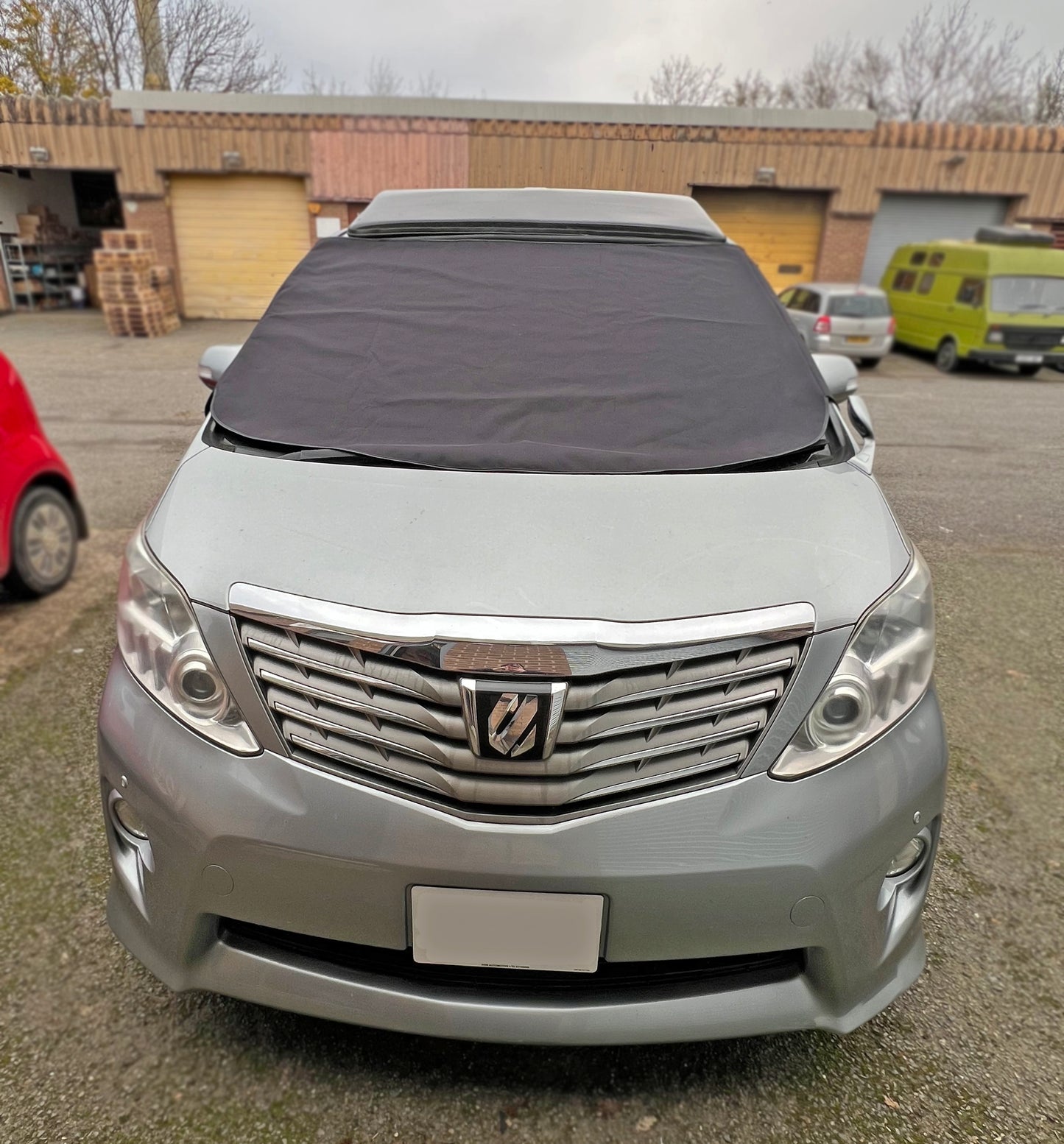 Toyota Alphard / Vellfire 2008-2015 Screen Cover - Plain Deluxe