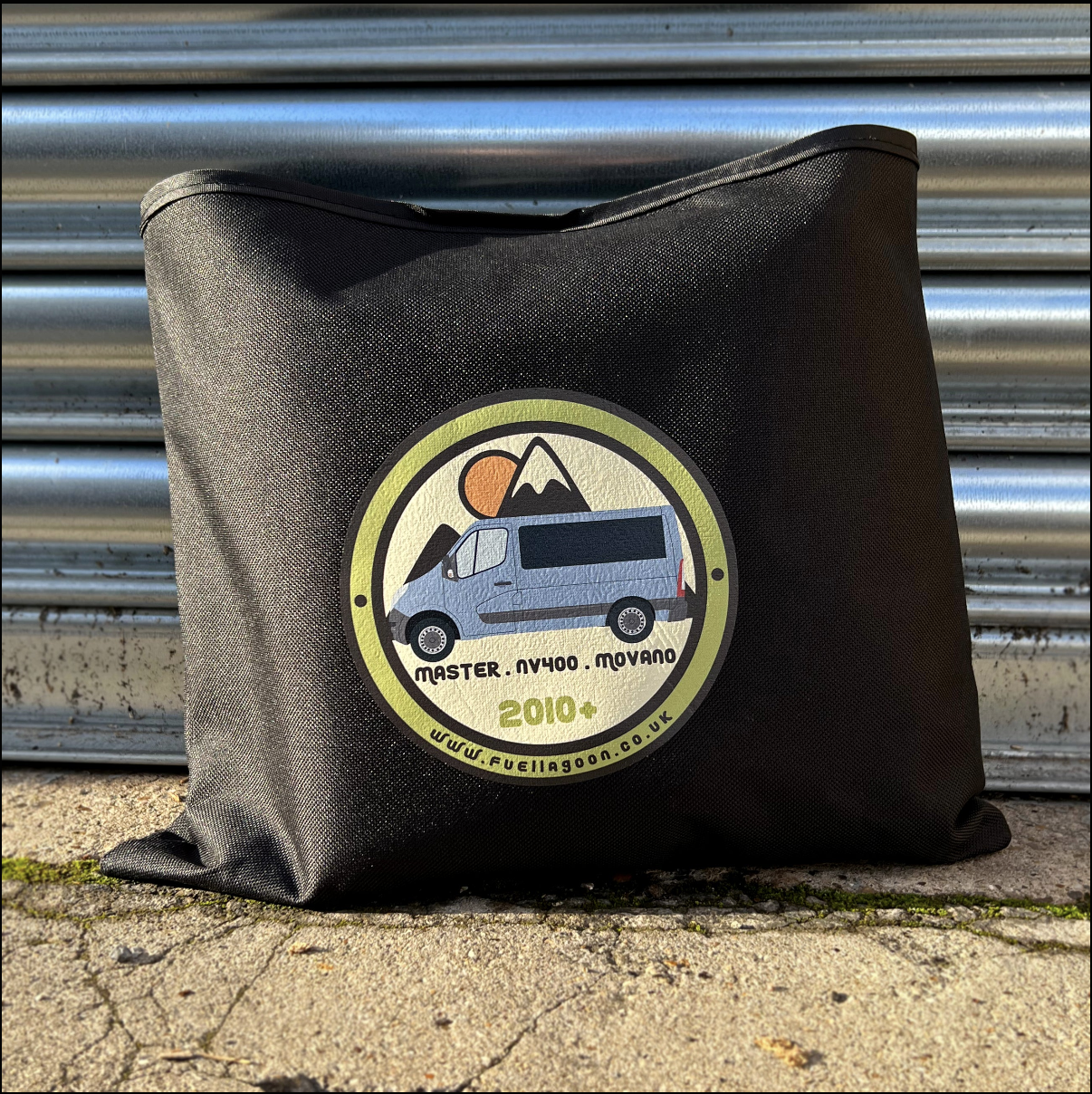 Renault Master 2010-2024 Screen Cover - Deluxe