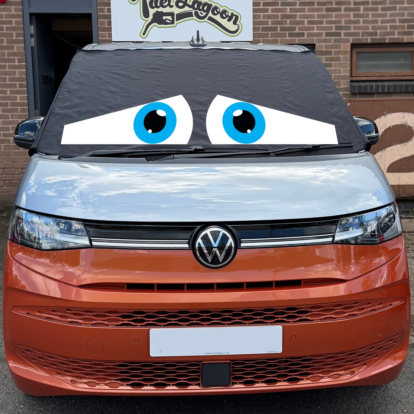 VW Multivan Screen Cover Eyes - Sid