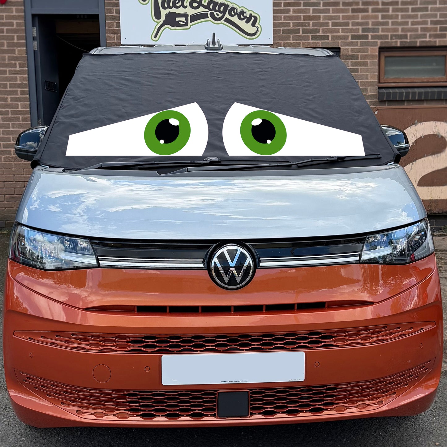 VW Multivan Screen Cover Eyes - Sid