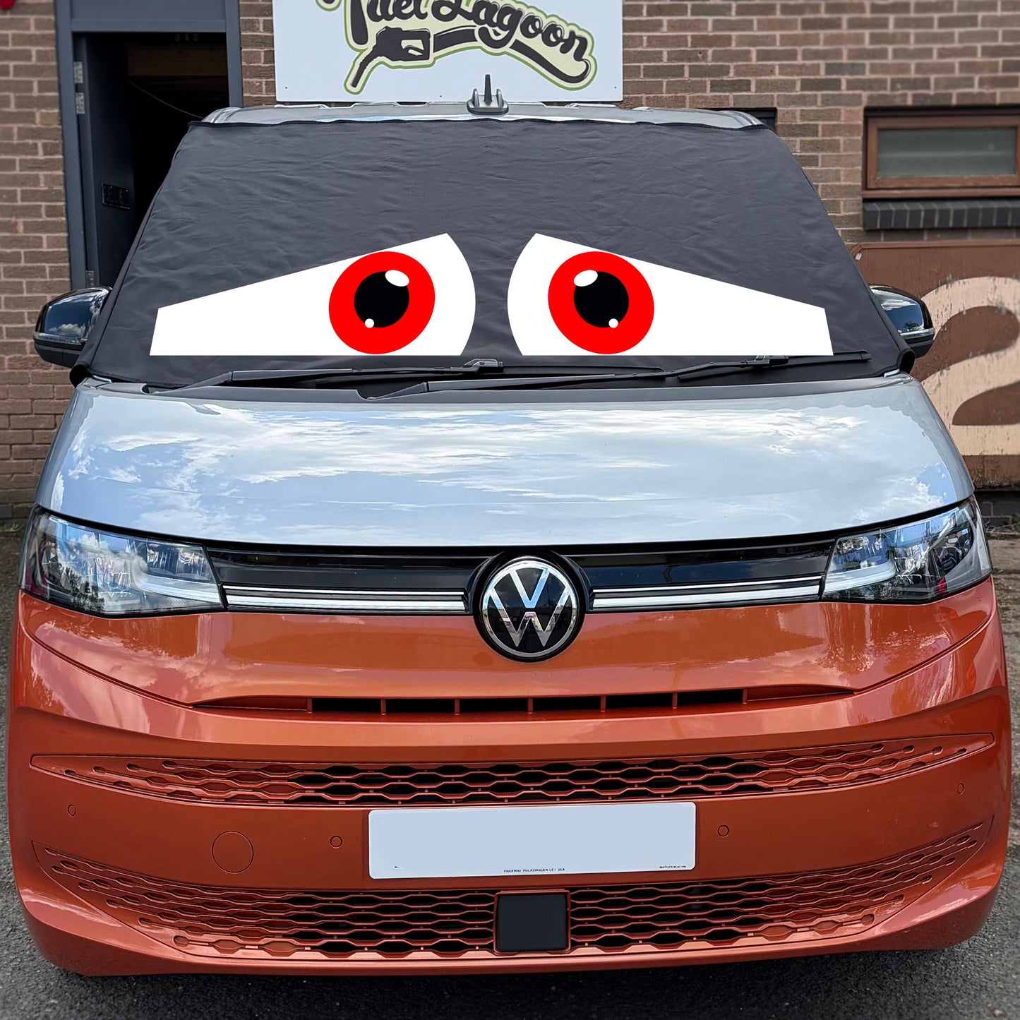 VW Multivan Screen Cover Eyes - Sid