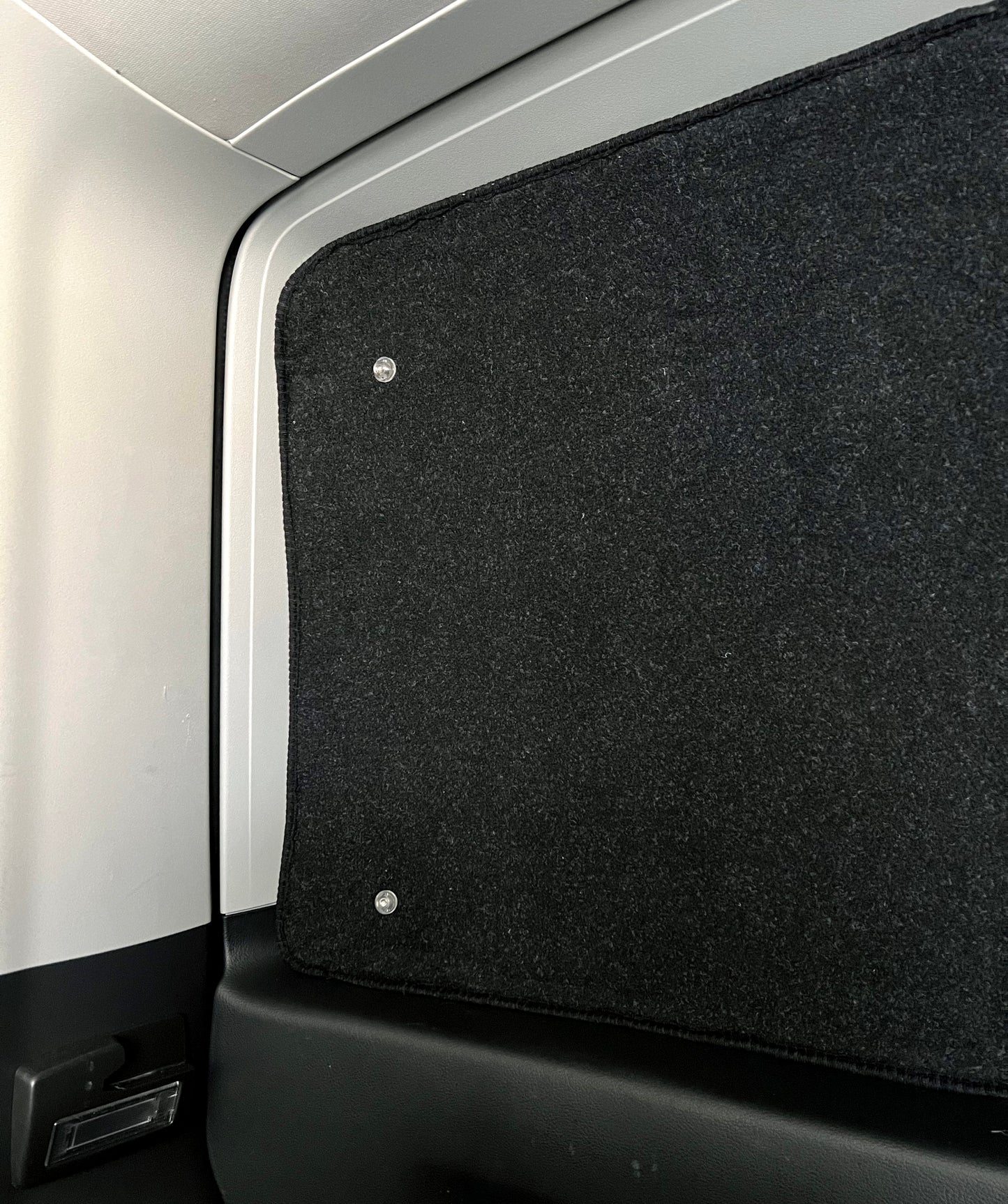 VW T6 Caravelle SWB Thermal Blinds [NEW IMPROVED FIT]