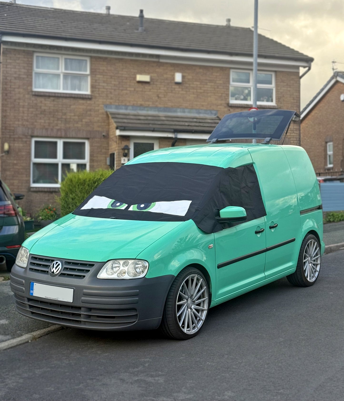 Caddy Screen Wrap - Arthur Eyes