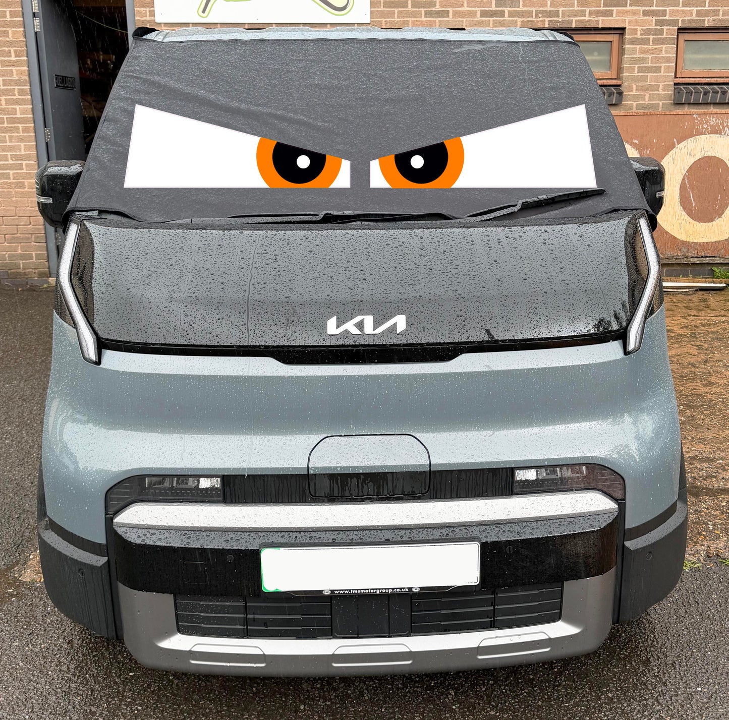 KIA PV5 Screen Cover - Arthur Eyes