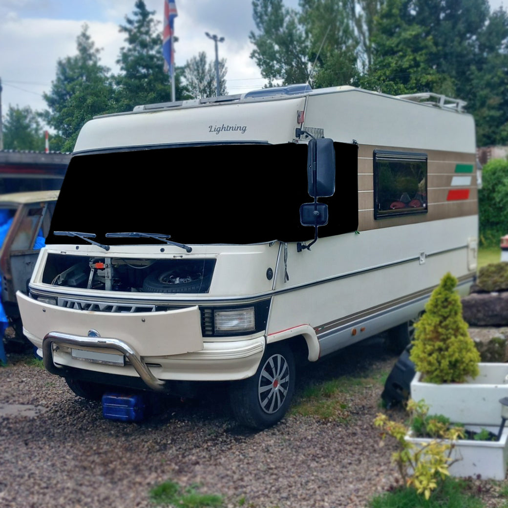 Hymer Deluxe Screen Cover