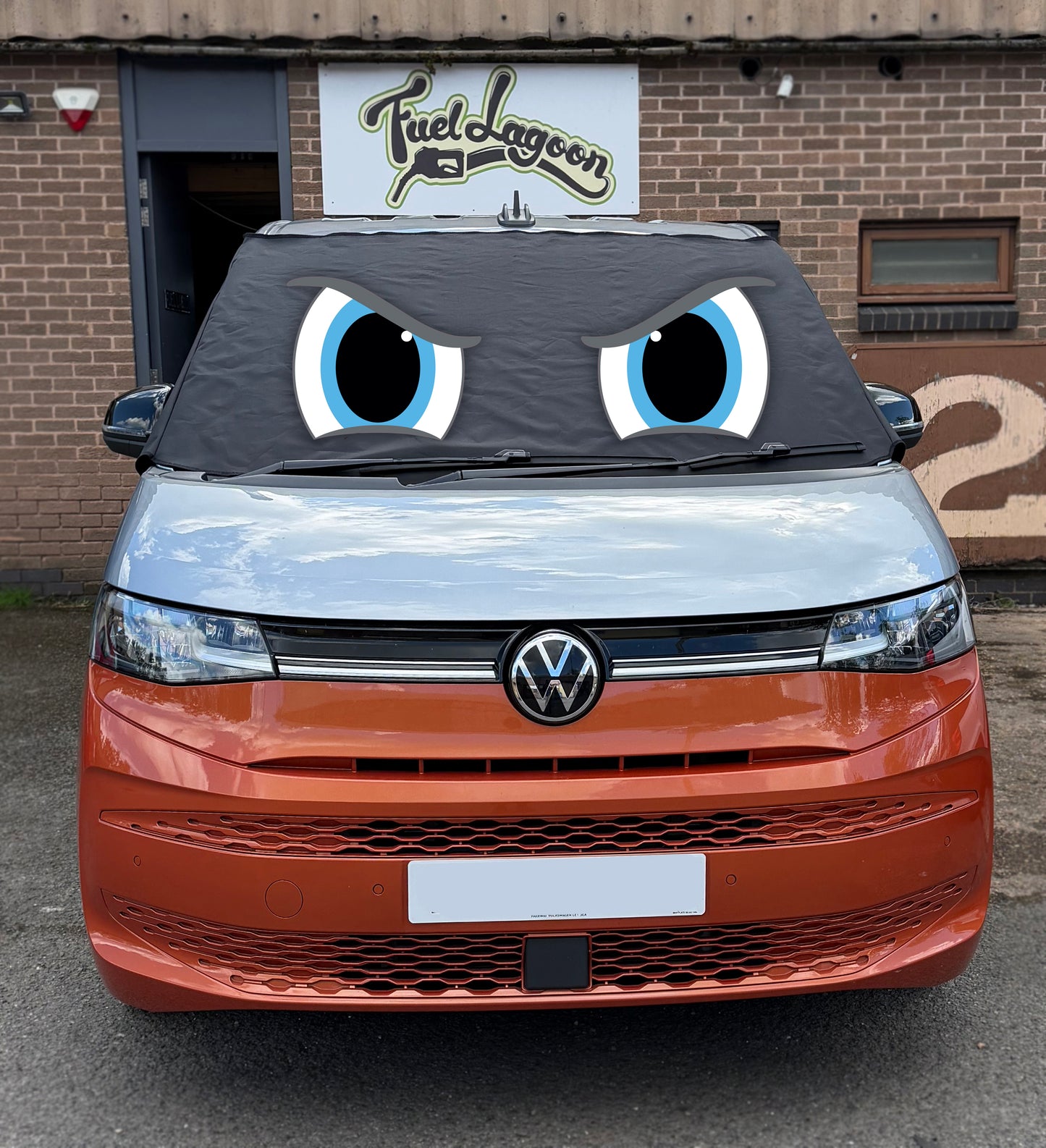 VW Multivan Screen Cover Eyes - Rocky