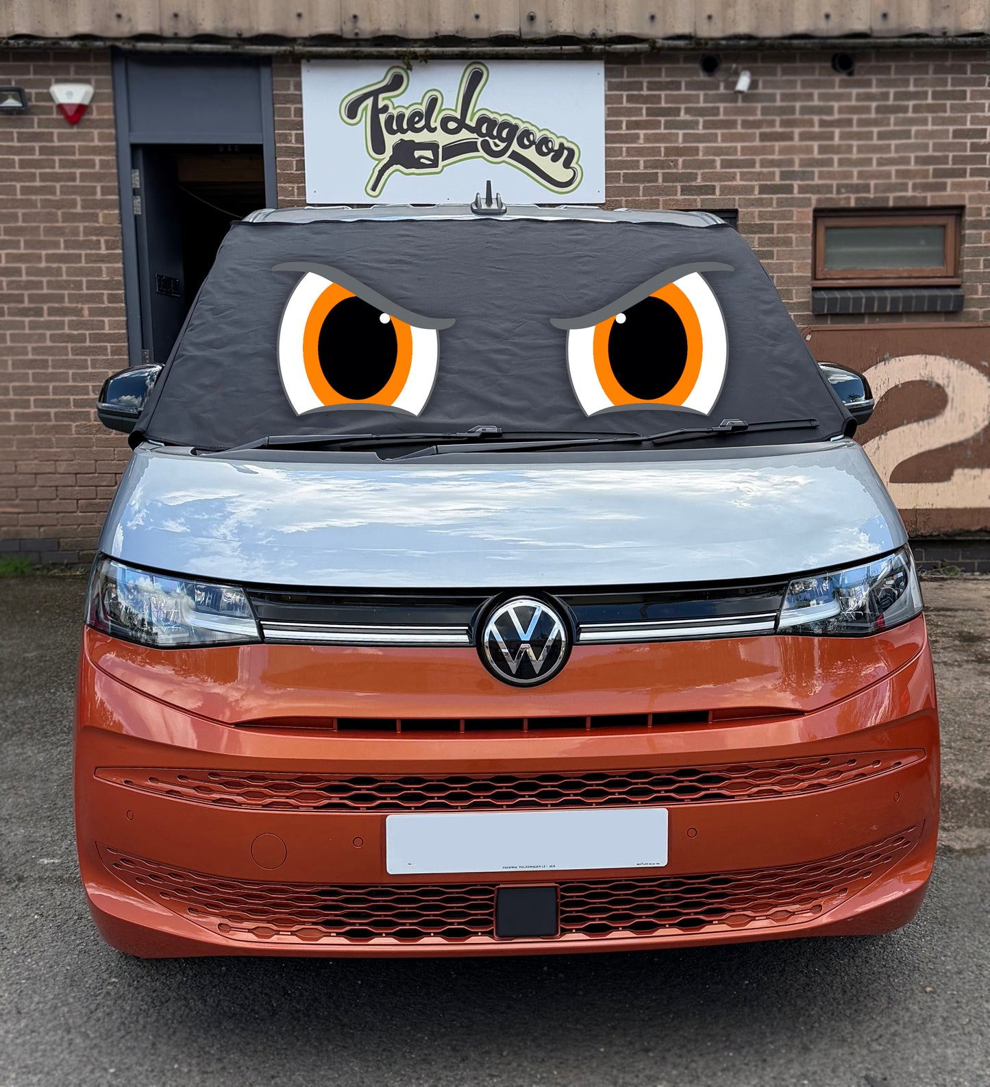 VW Multivan Screen Cover Eyes - Rocky